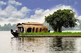 भारत में हनीमून के लिए 10 बेस्ट जगह | Best Honeymoon Destination In India kerala